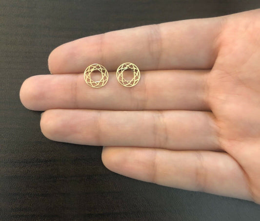 Minimalist 14k Gold Geometric Circle Studs | Diamond-Cut Earrings