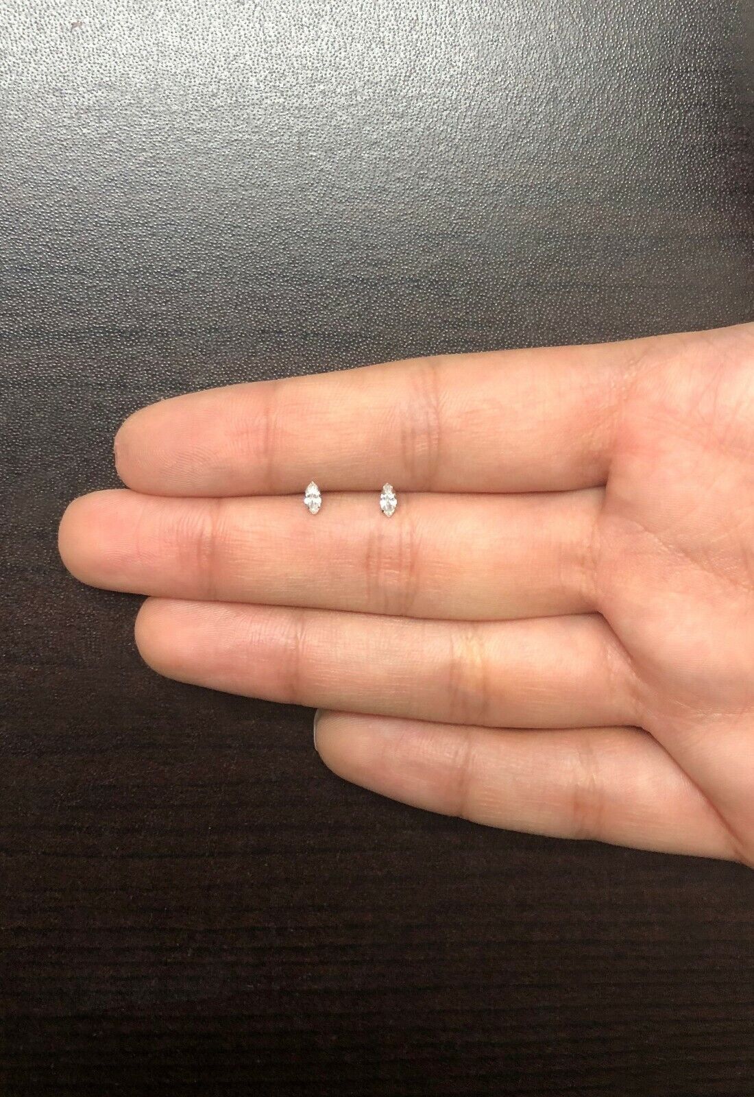 18k Solid White Gold Cubic Zircon 2x4 mm Push Back Stud Earrings Babies Infants