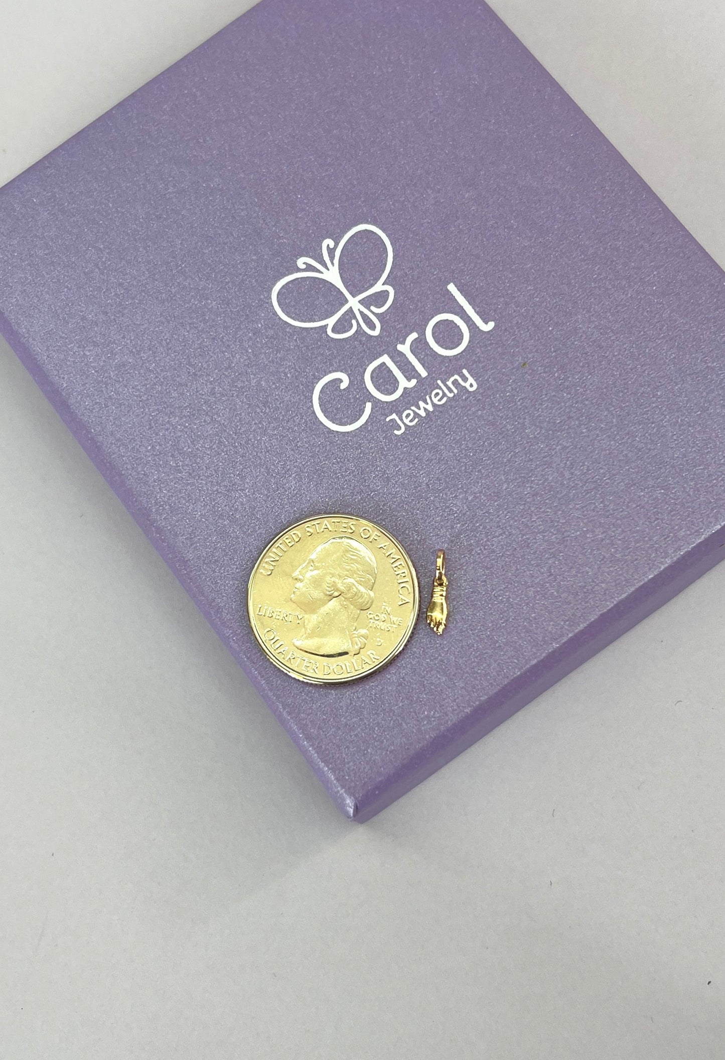 10k Gold Figa protection good luck hand amulet pendant