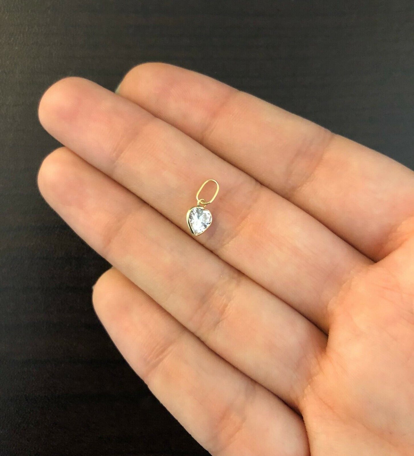 10k Gold Pendant Cubic Zirconia 5.5mm heart design for woman